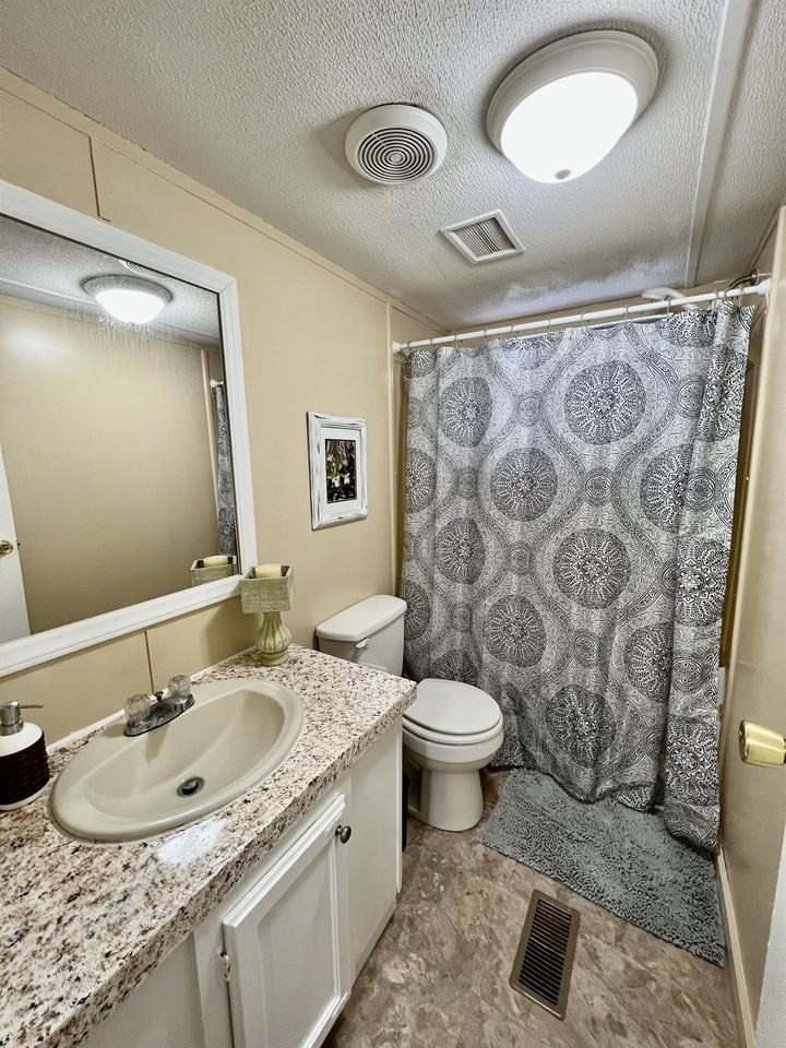 50 Mandalay Dr #1 - Photo 6 of 13