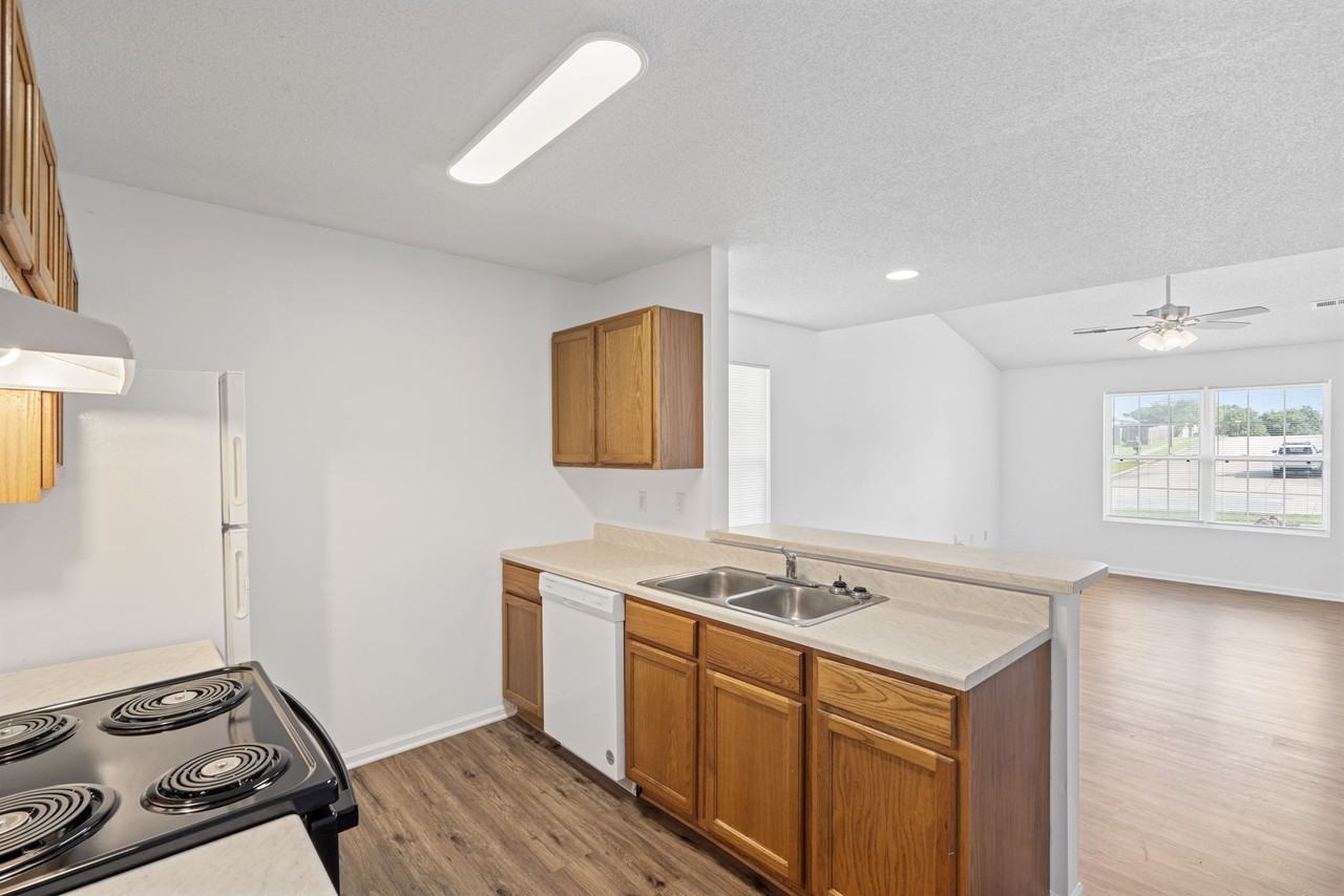 50255027 Geyser Blvd #5027 - Photo 7 of 21