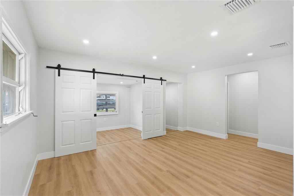 1946 Rodman Street - Photo 7 of 14