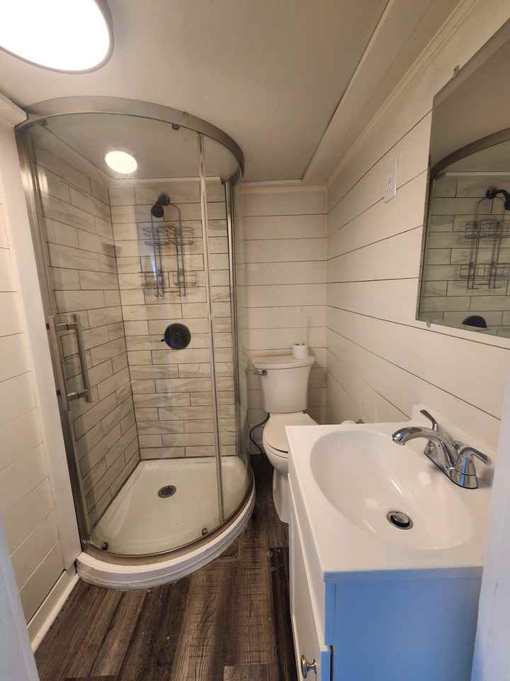 228 S Walnut Ave #4 - Photo 5 of 12