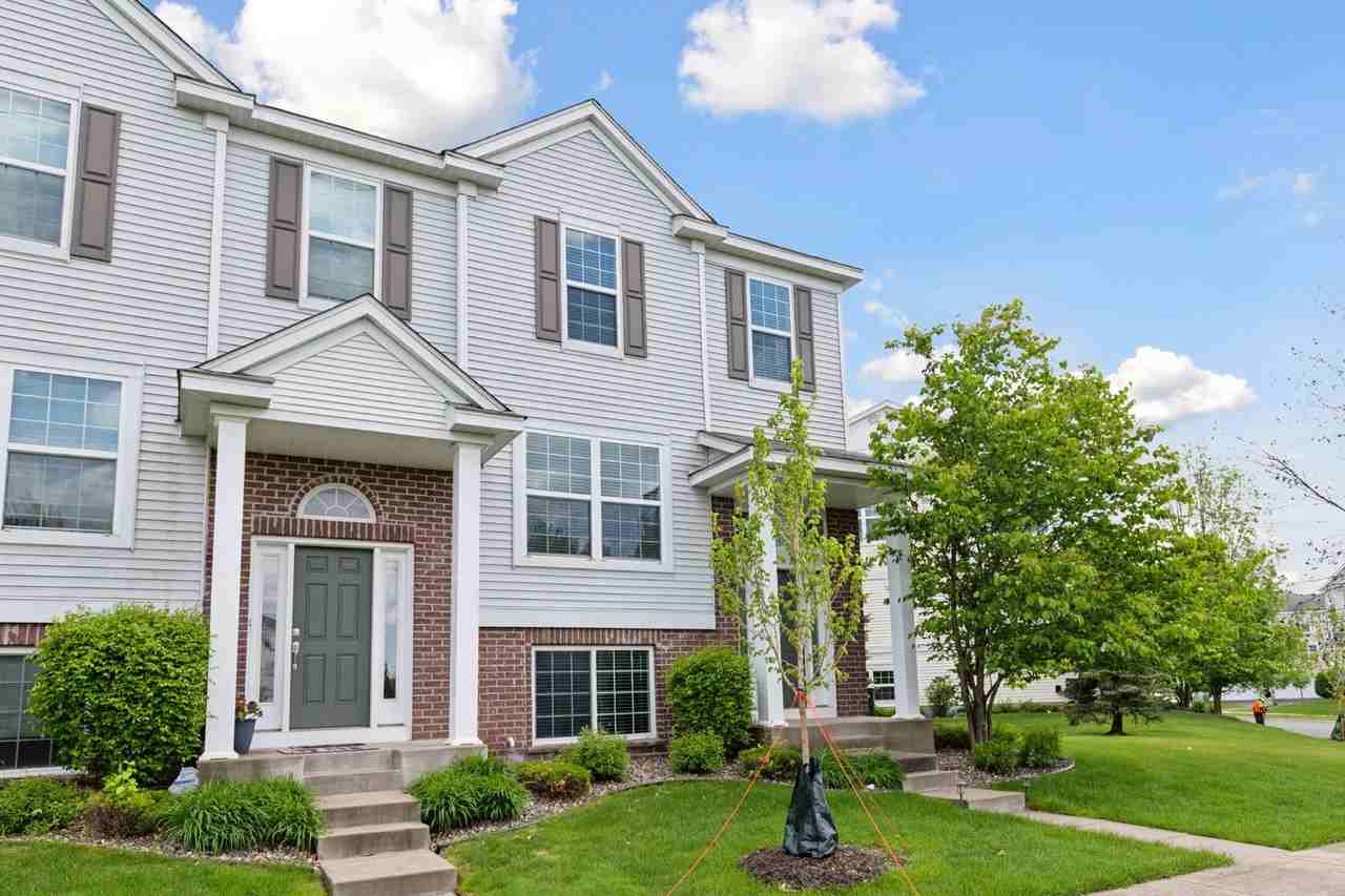 15130 Fanning Dr N #1 - Photo 4 of 44