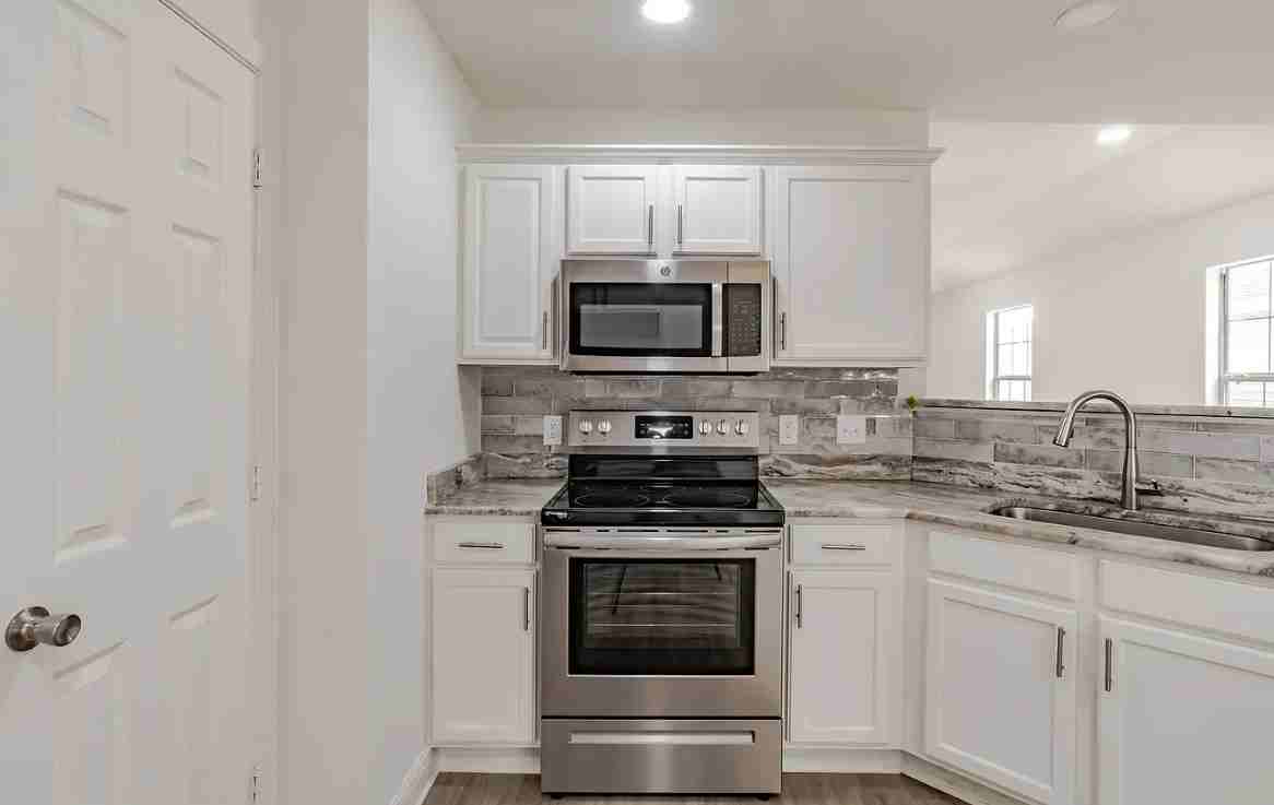 2212 Summer Xing #1 - Photo 5 of 23