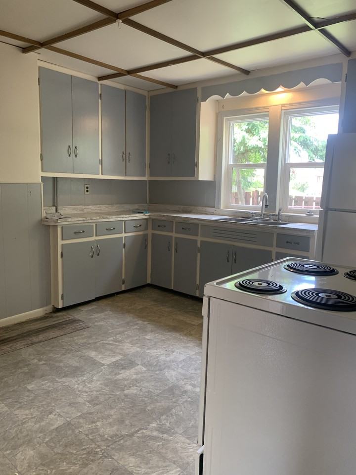 1220 13th Ave E #1 - Photo 2 of 7