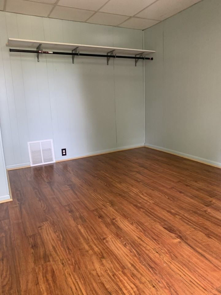 1220 13th Ave E #1 - Photo 4 of 7