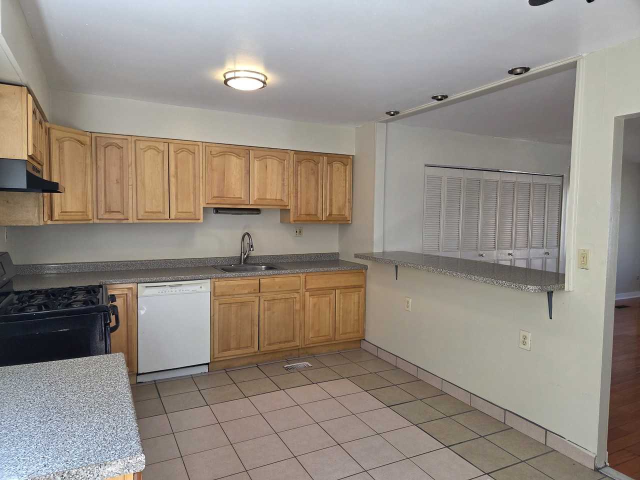 8044 Mars Pl #1 - Photo 4 of 38