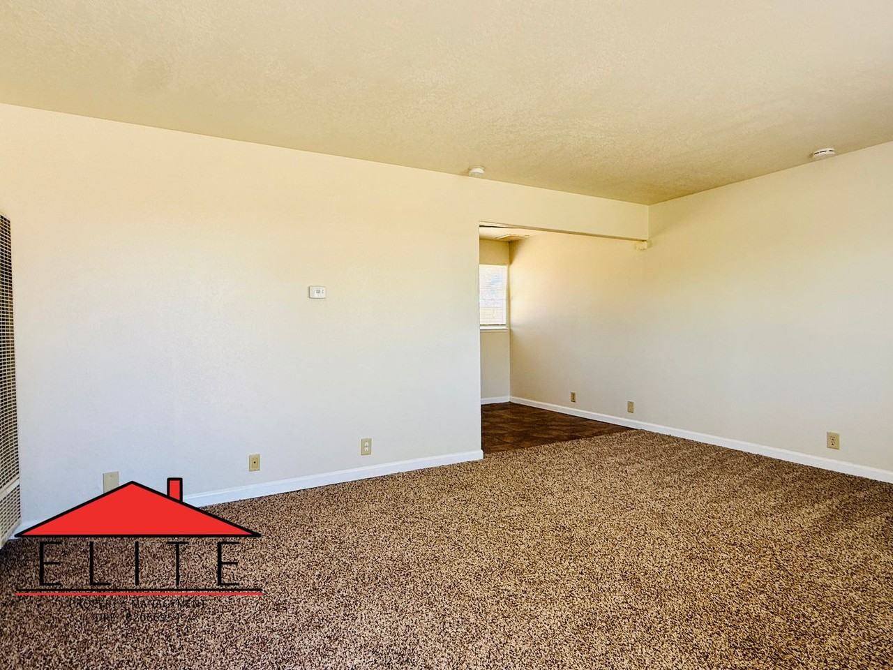 221 N Helena St - Photo 2 of 16