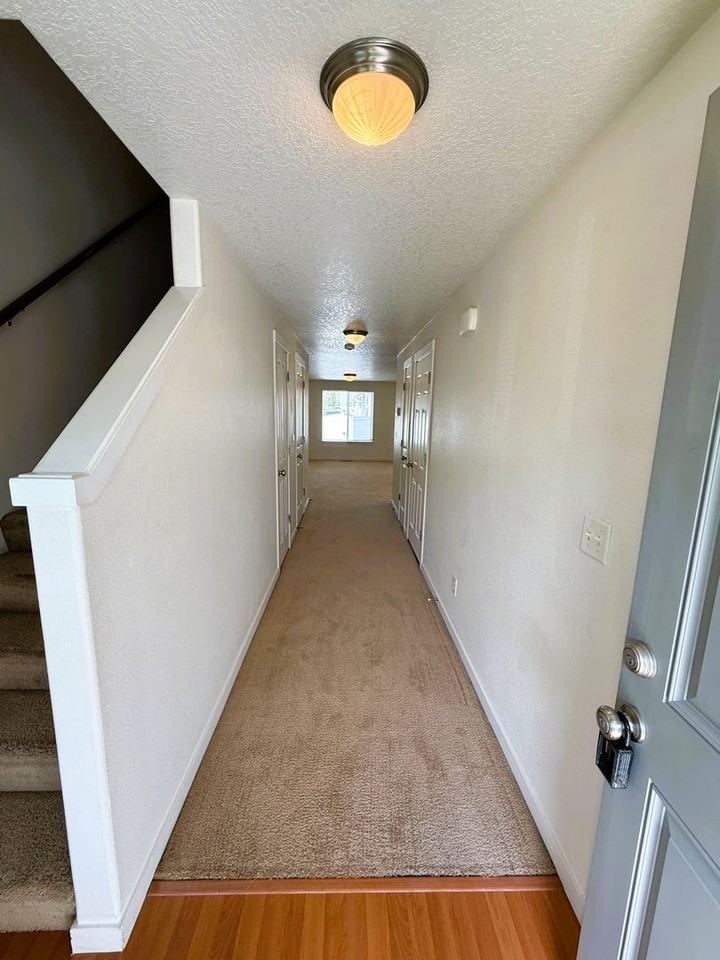 5502 Ne 71st Ave - Photo 2 of 16