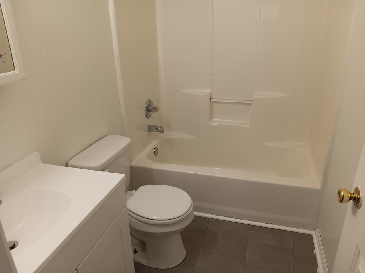 220 S Yellow Springs St - Photo 7 of 8