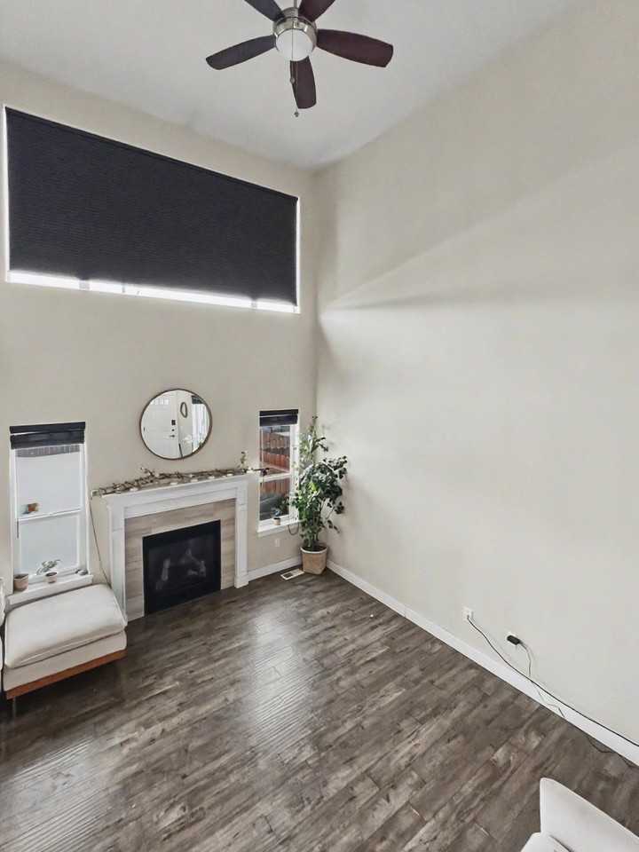 347 Skwentna Dr #26 - Photo 2 of 10