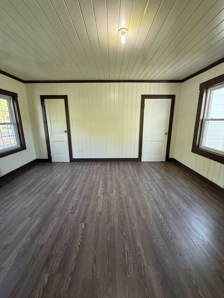 617 8th Ave #1 - Photo 4 of 8