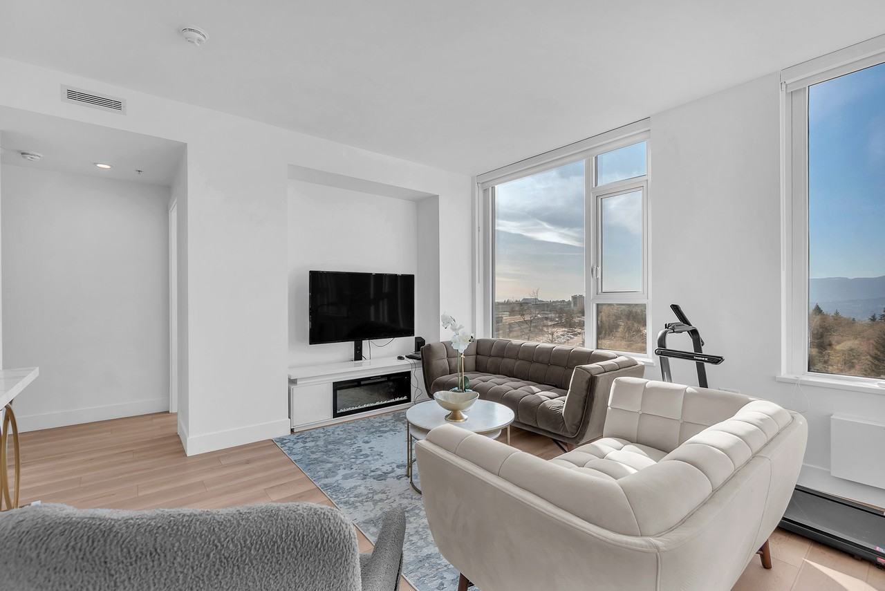 8750 University Crescent #604 - Photo 3 of 21