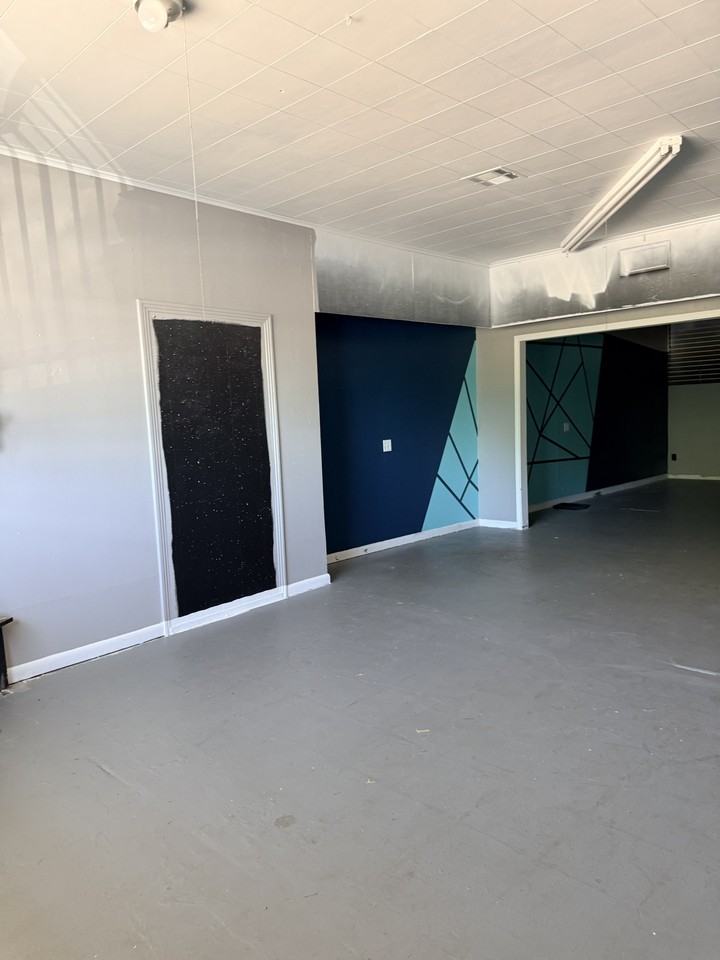 1302 N Raguet St #1 - Photo 2 of 12