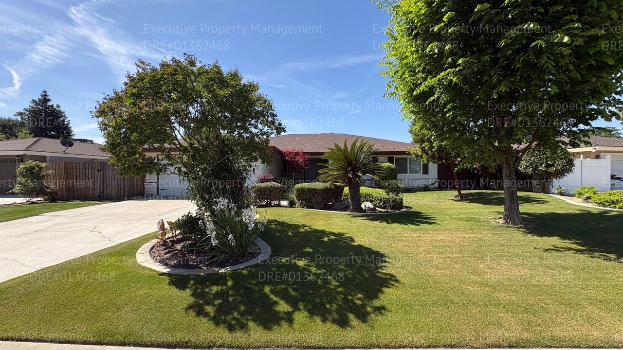 6805 Columbia Ln - Photo 2 of 40