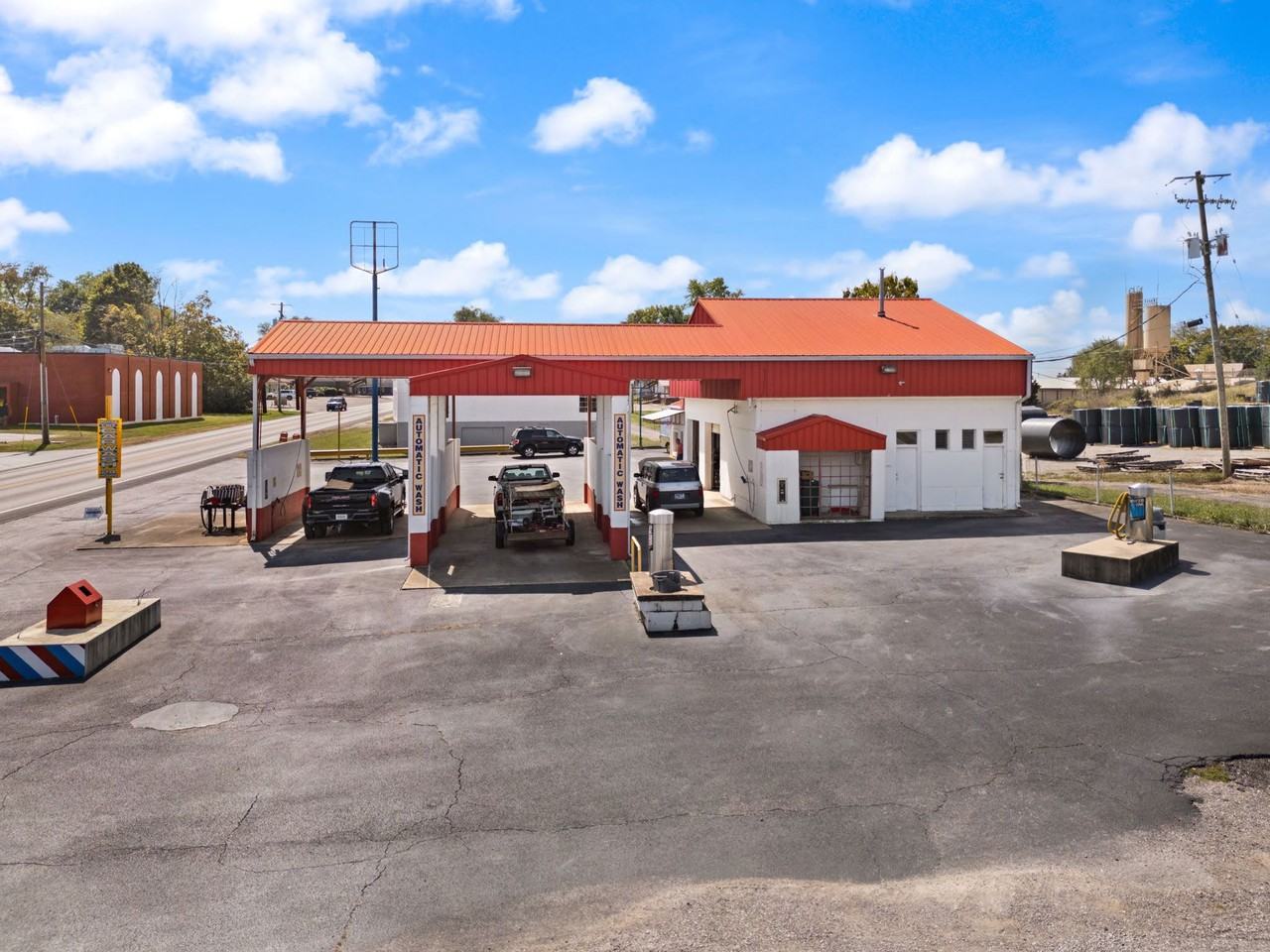 200 S Dixie St #1 - Photo 4 of 11