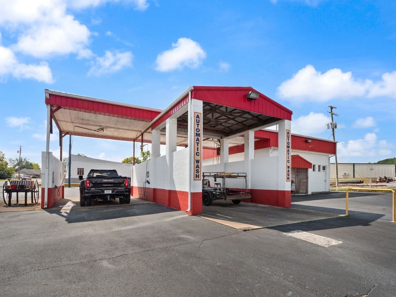 200 S Dixie St #1 - Photo 7 of 11