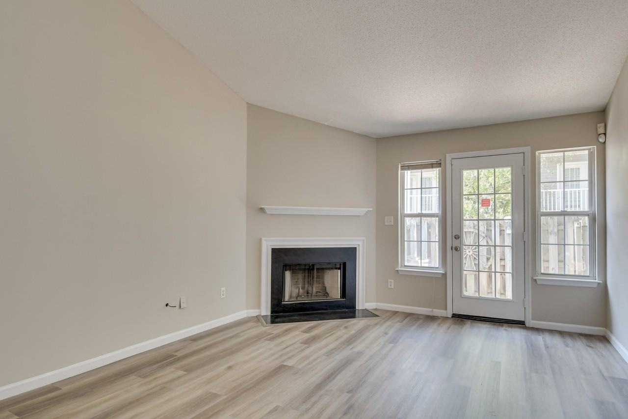 2014 Emerald Bay Dr #1 - Photo 3 of 22