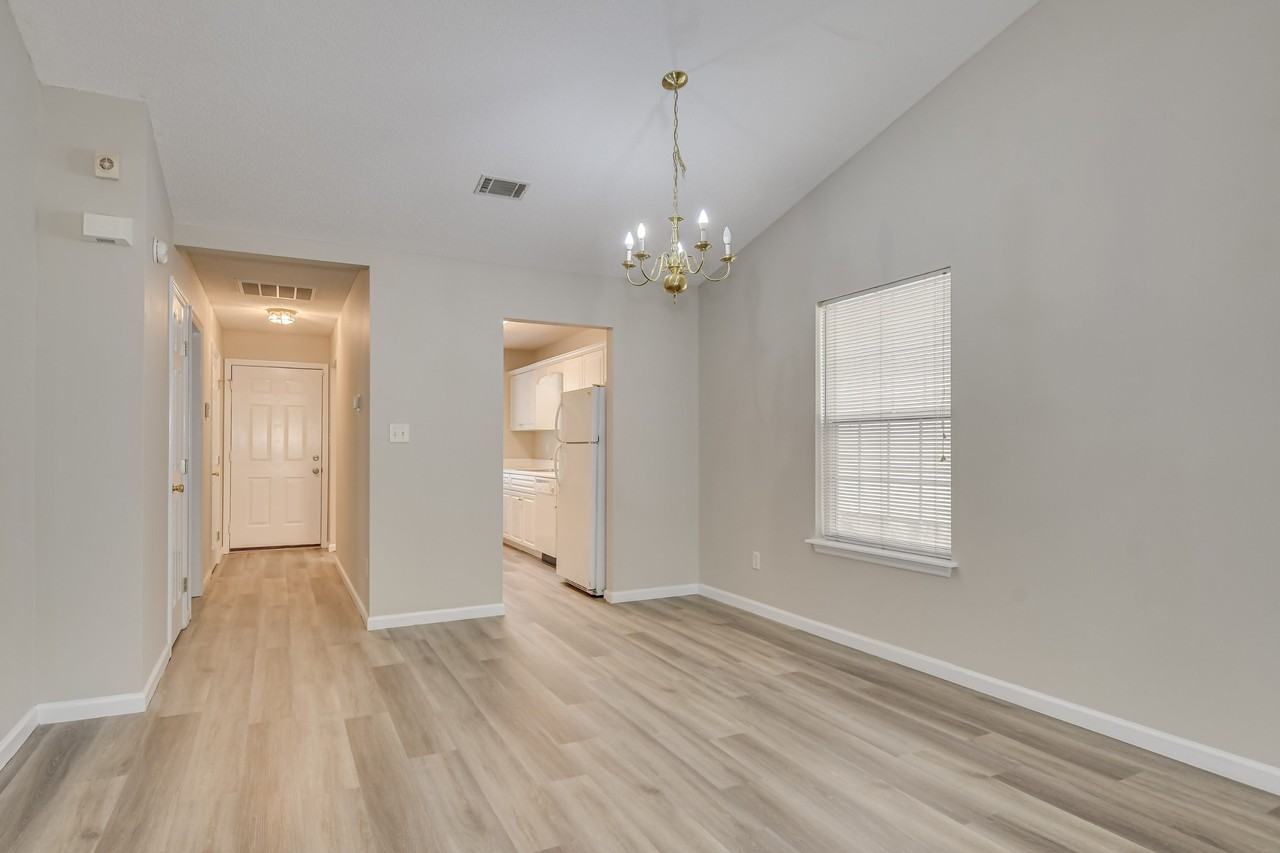 2014 Emerald Bay Dr #1 - Photo 5 of 22