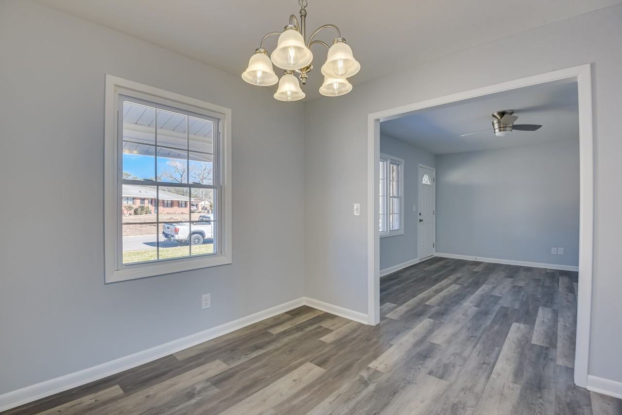 1709 Forest Creek Ct #1 - Photo 7 of 31