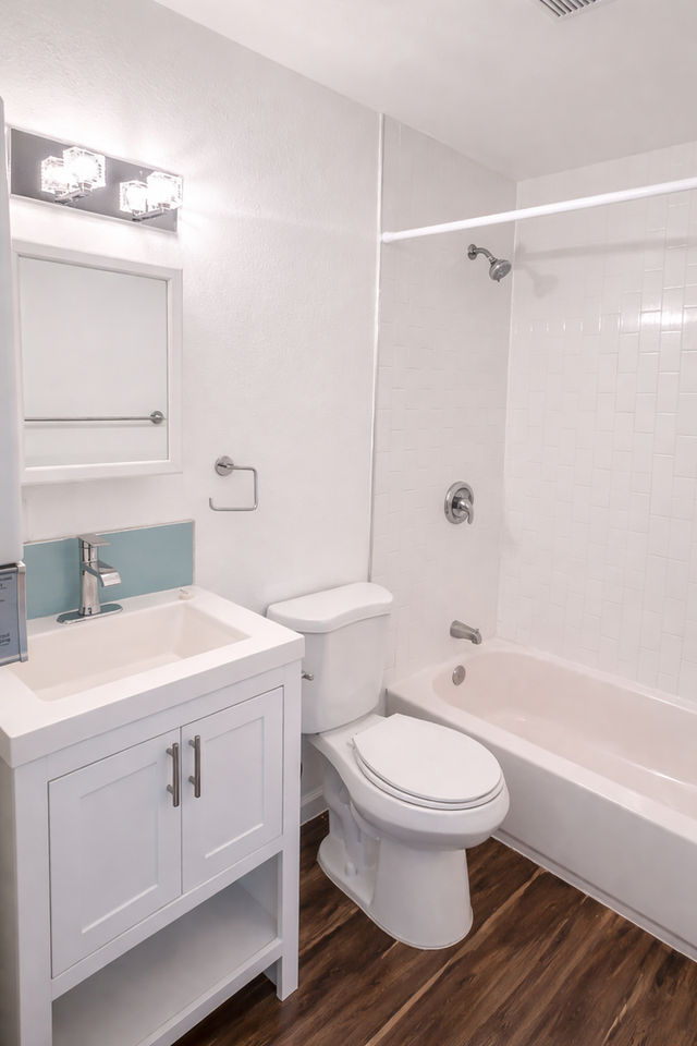 144 Wonder Street - Photo 4 of 6