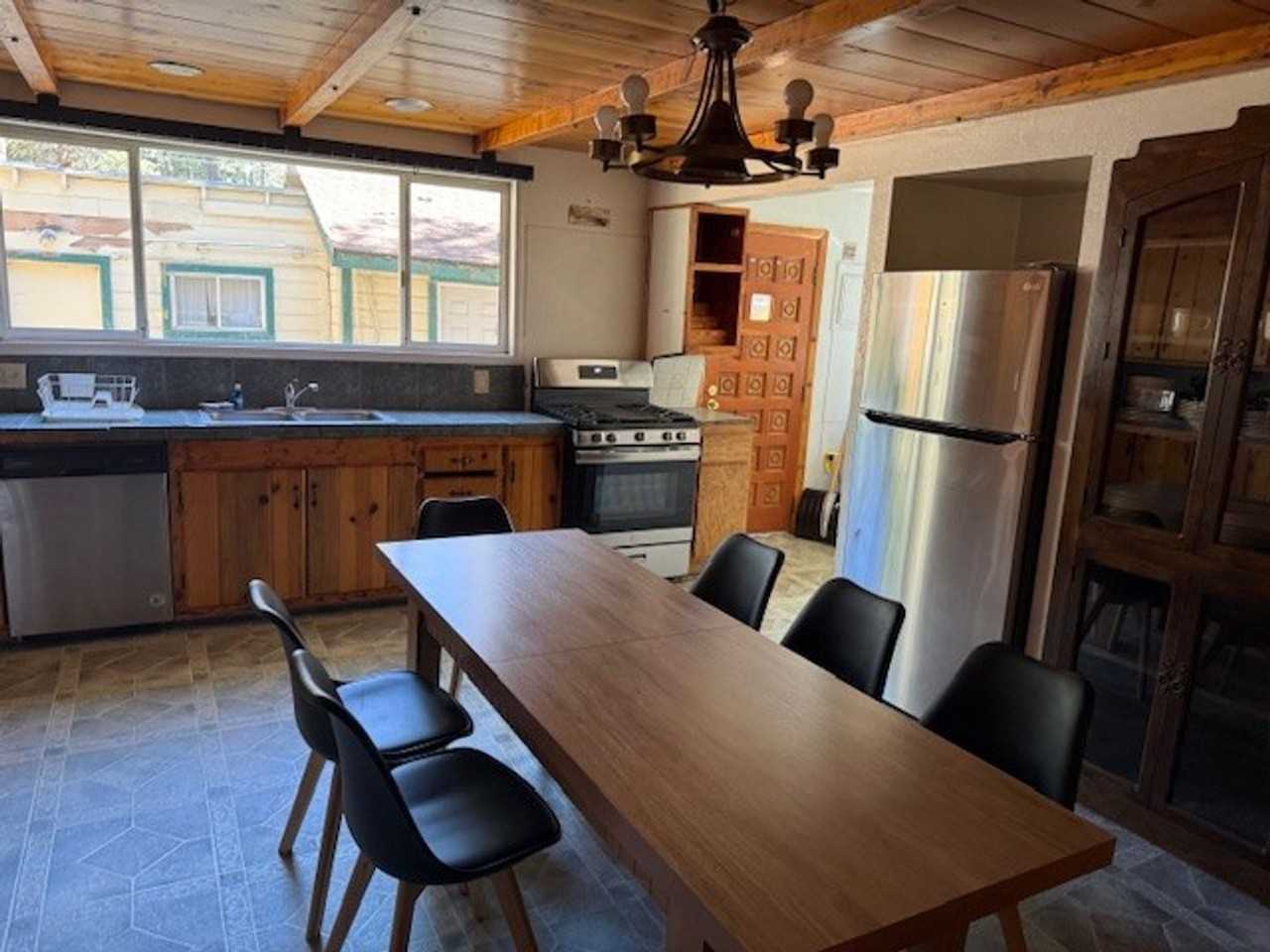 3774 Paradise Ave - Photo 4 of 14
