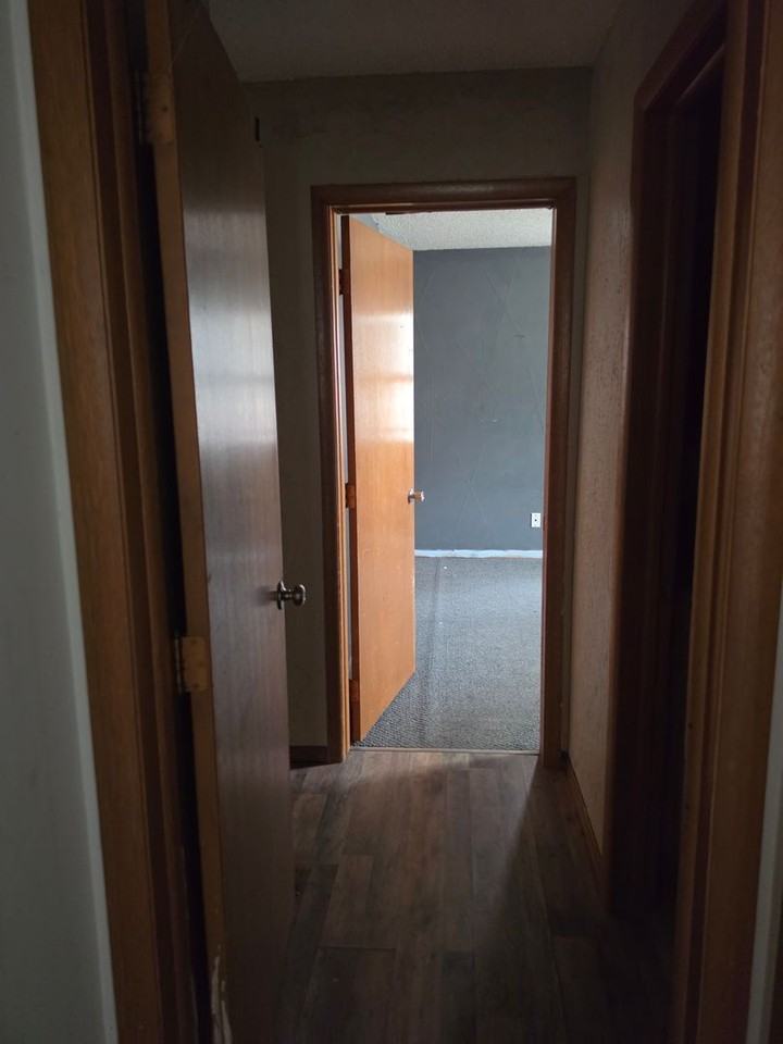 3008 S Phillips Ave - Photo 2 of 21