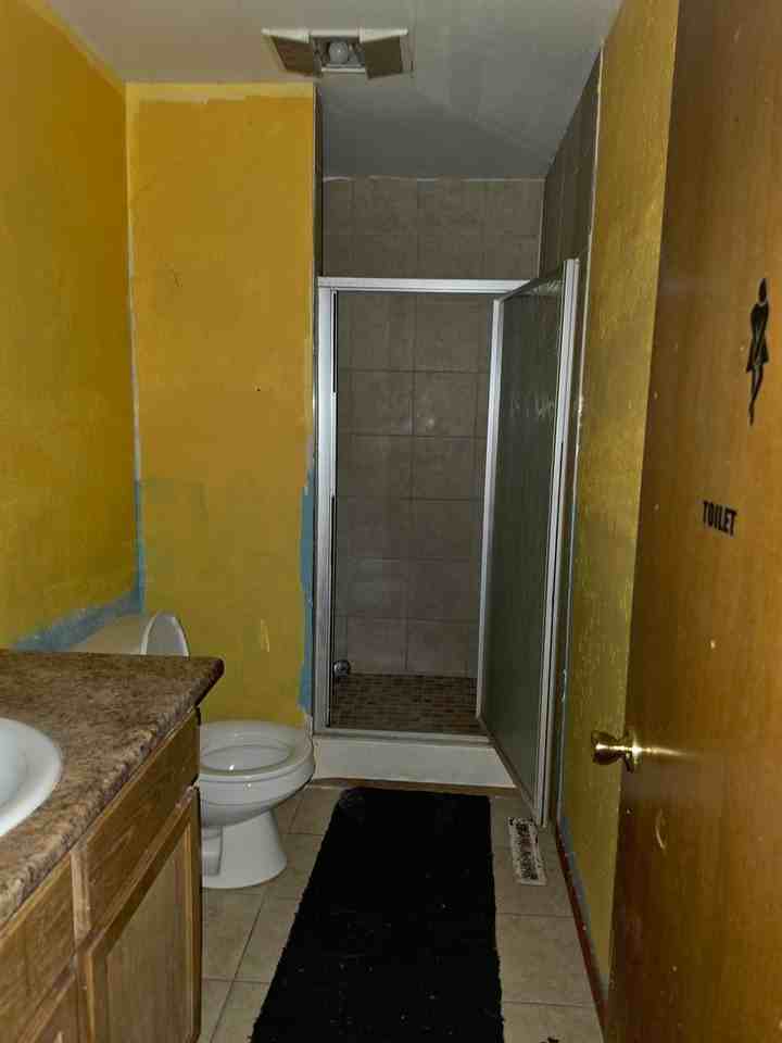 3008 S Phillips Ave - Photo 3 of 21