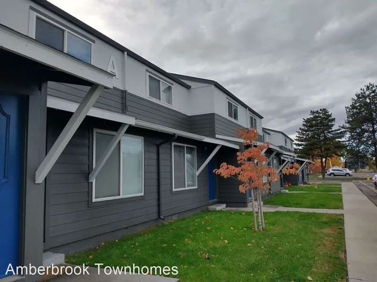 4421 W Hood Ave - Photo 6 of 50