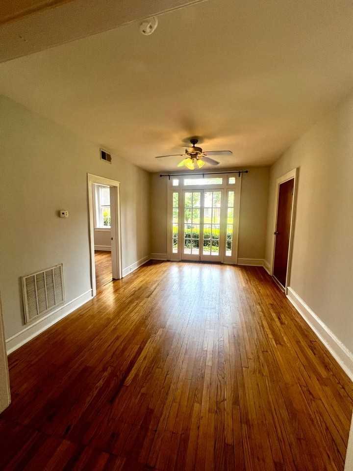 1123-25-27 West Grace Street - Photo 2 of 13