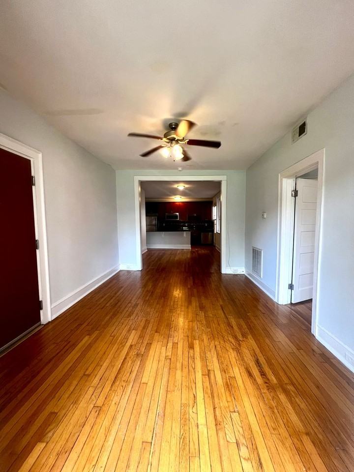 1123-25-27 West Grace Street - Photo 7 of 13