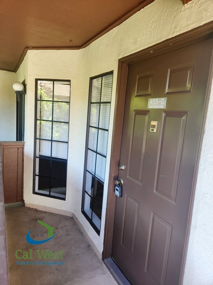 455 Costa Mesa Ter #G - Photo 4 of 28