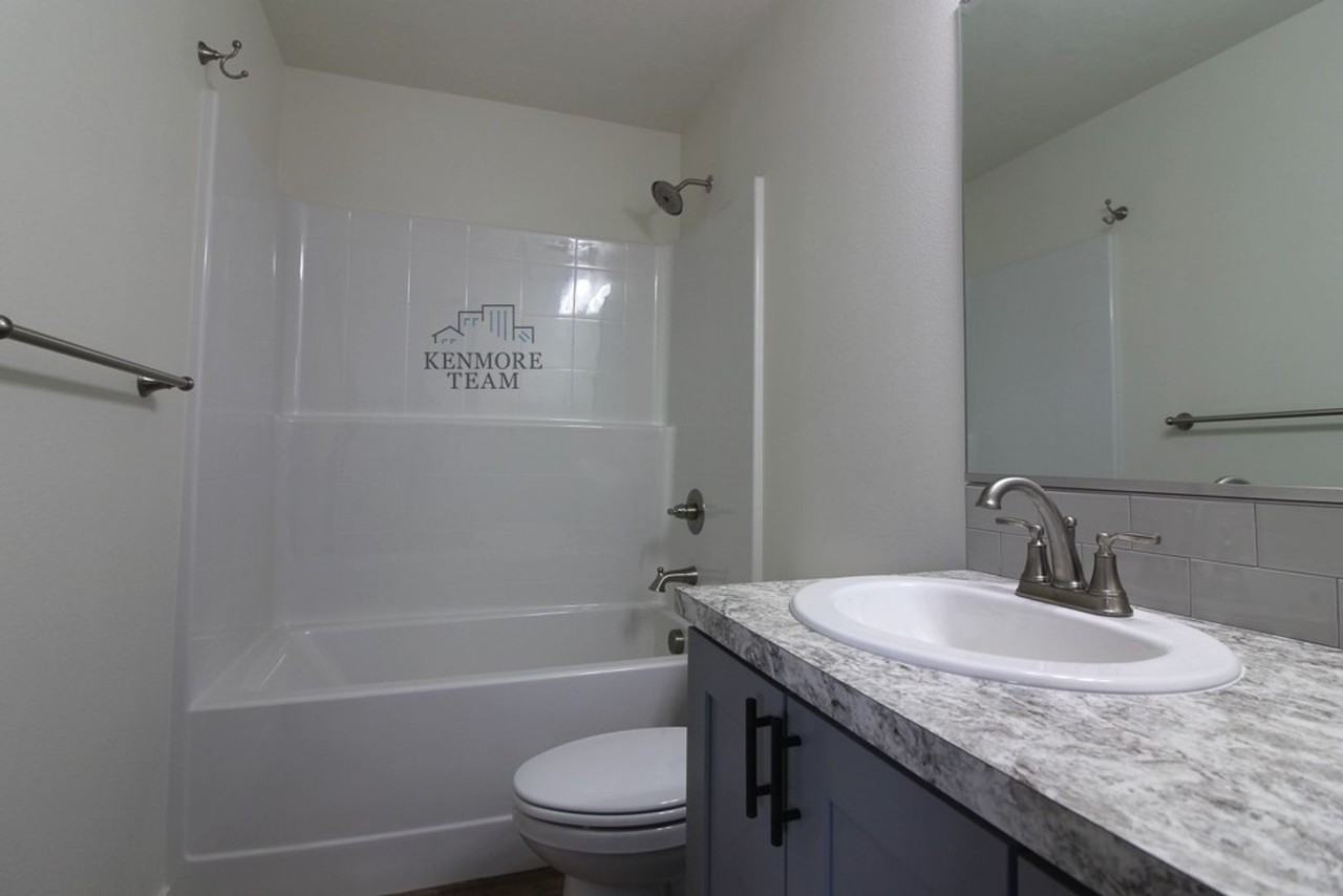 1089 S Cedar Pl - Photo 6 of 10