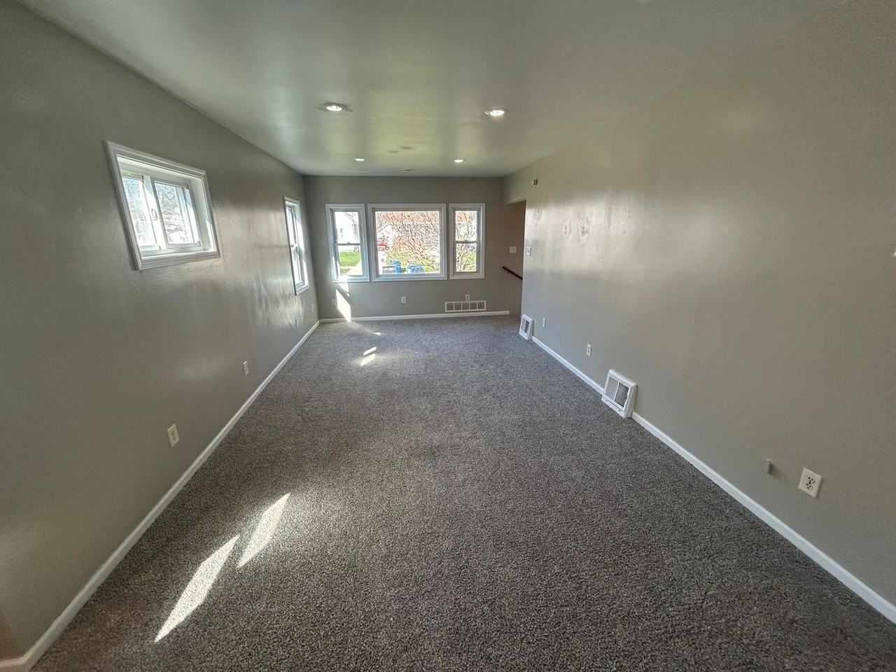 3510 Wallwerth Dr - Photo 3 of 13