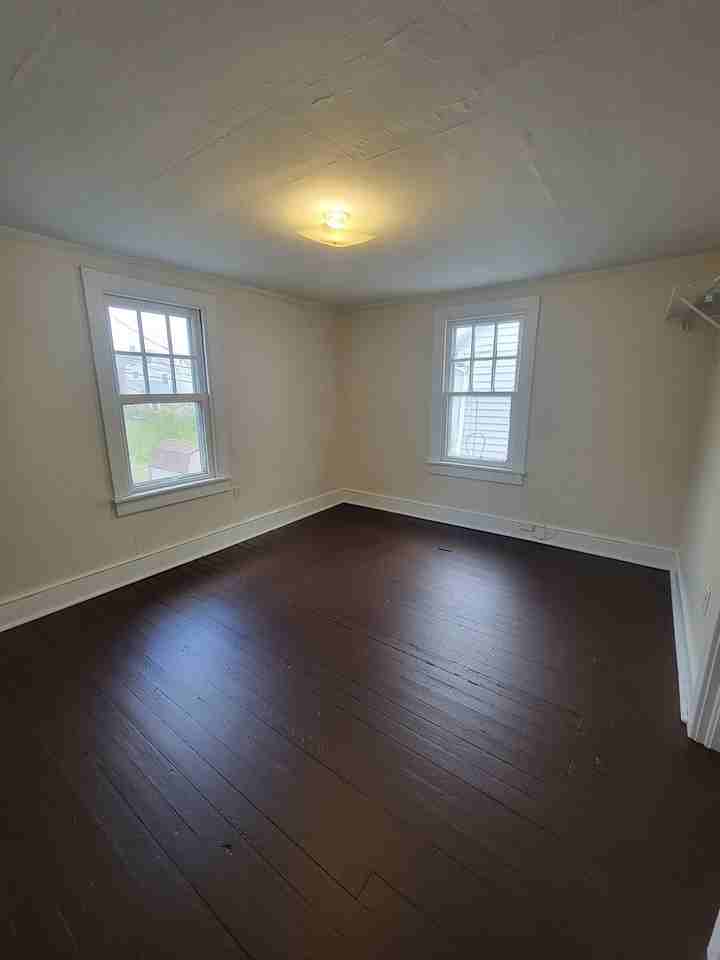 362 Tolbert Ave - Photo 2 of 17