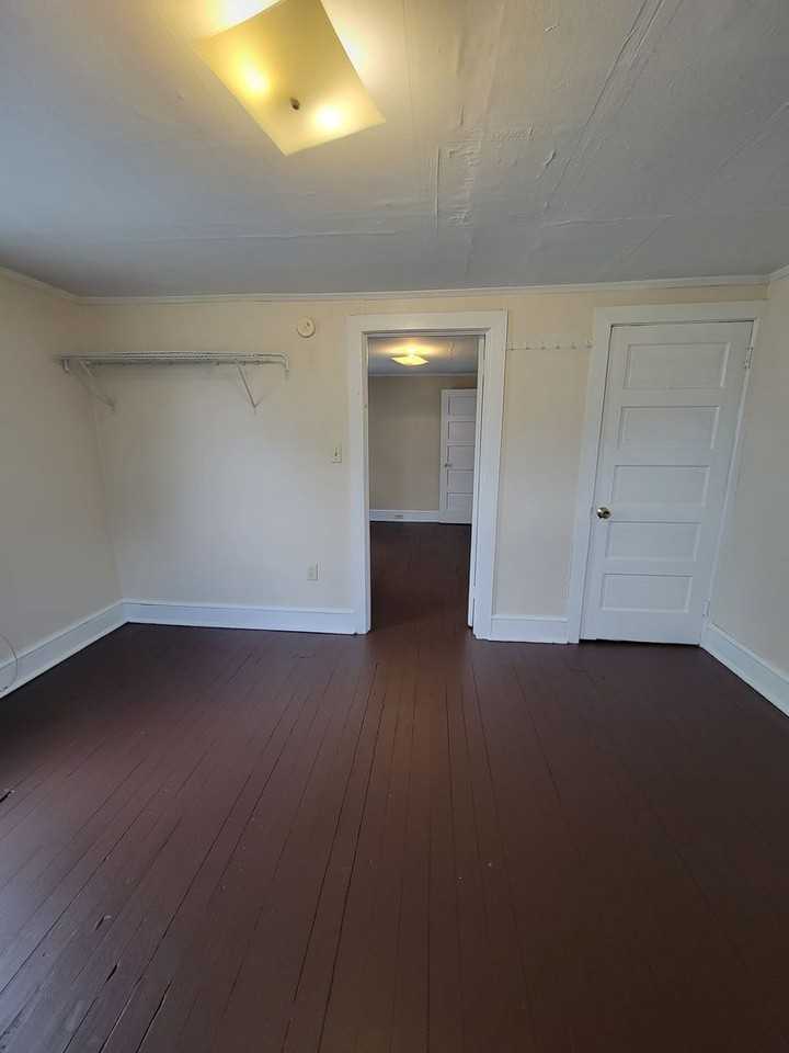 362 Tolbert Ave - Photo 4 of 17