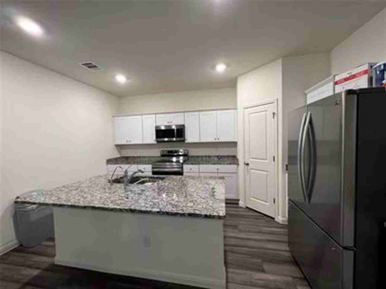 309 Red Fish Ln - Photo 6 of 17