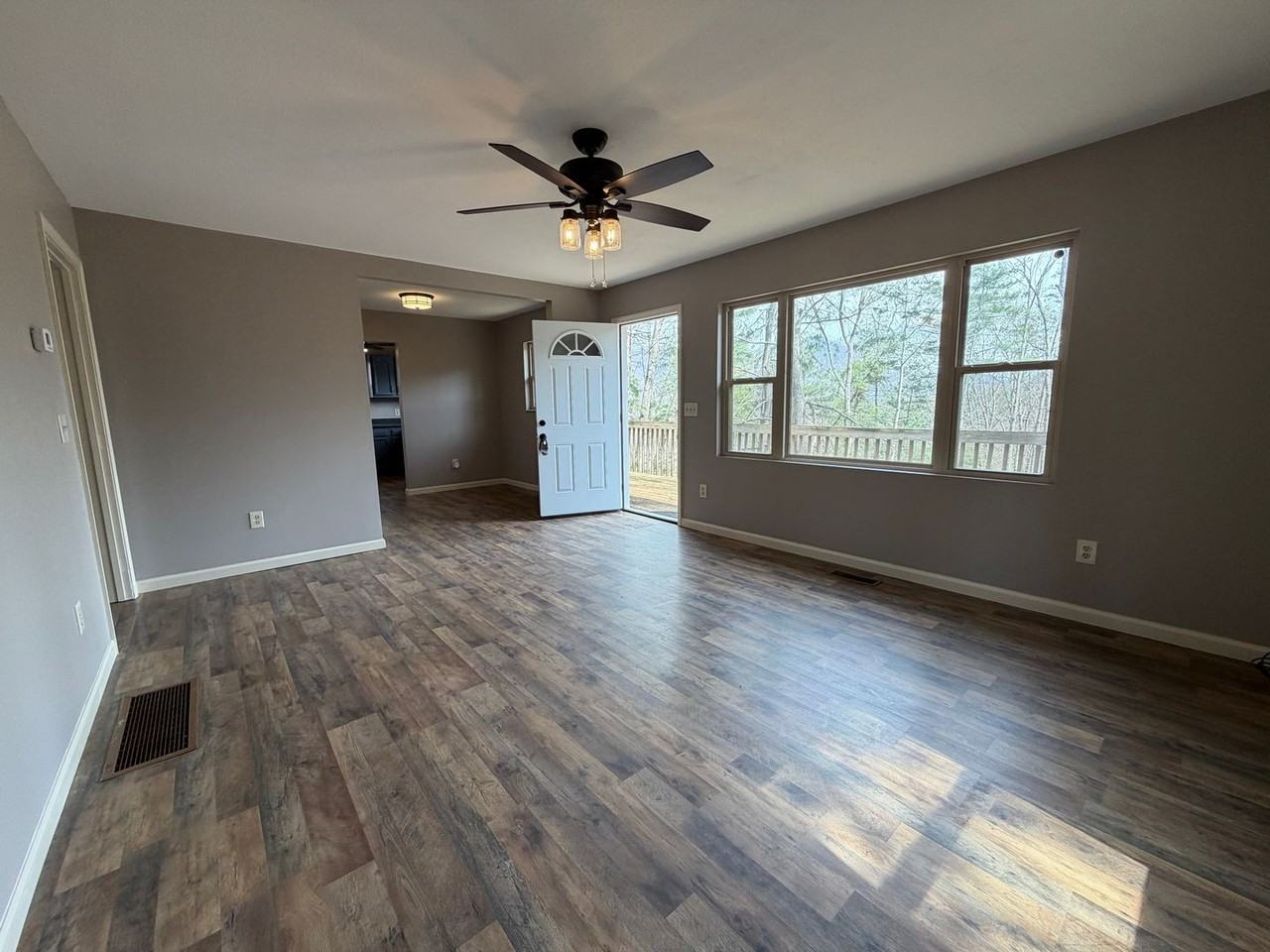 66 Avondale Heights Rd - Photo 4 of 23