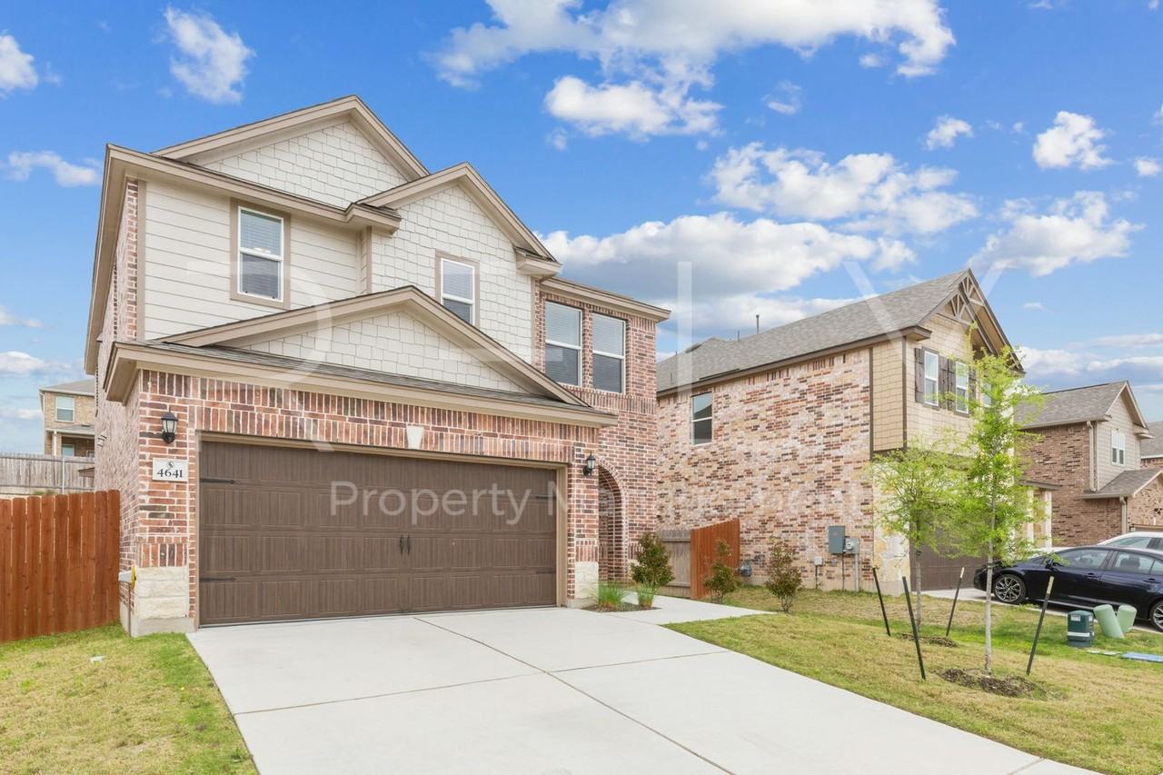 4641 Alfano Loop - Photo 2 of 44