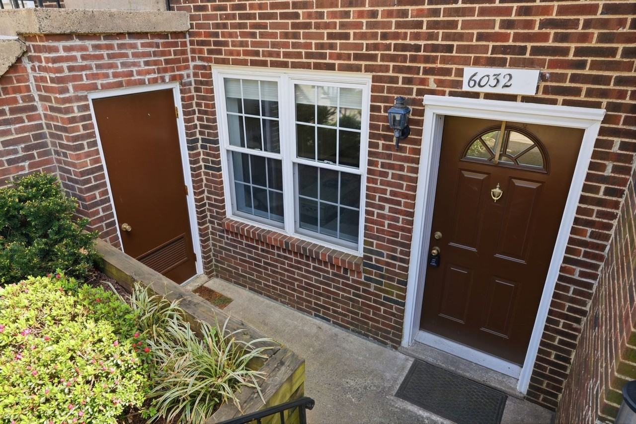 6032 Old Landing Way - Photo 3 of 23
