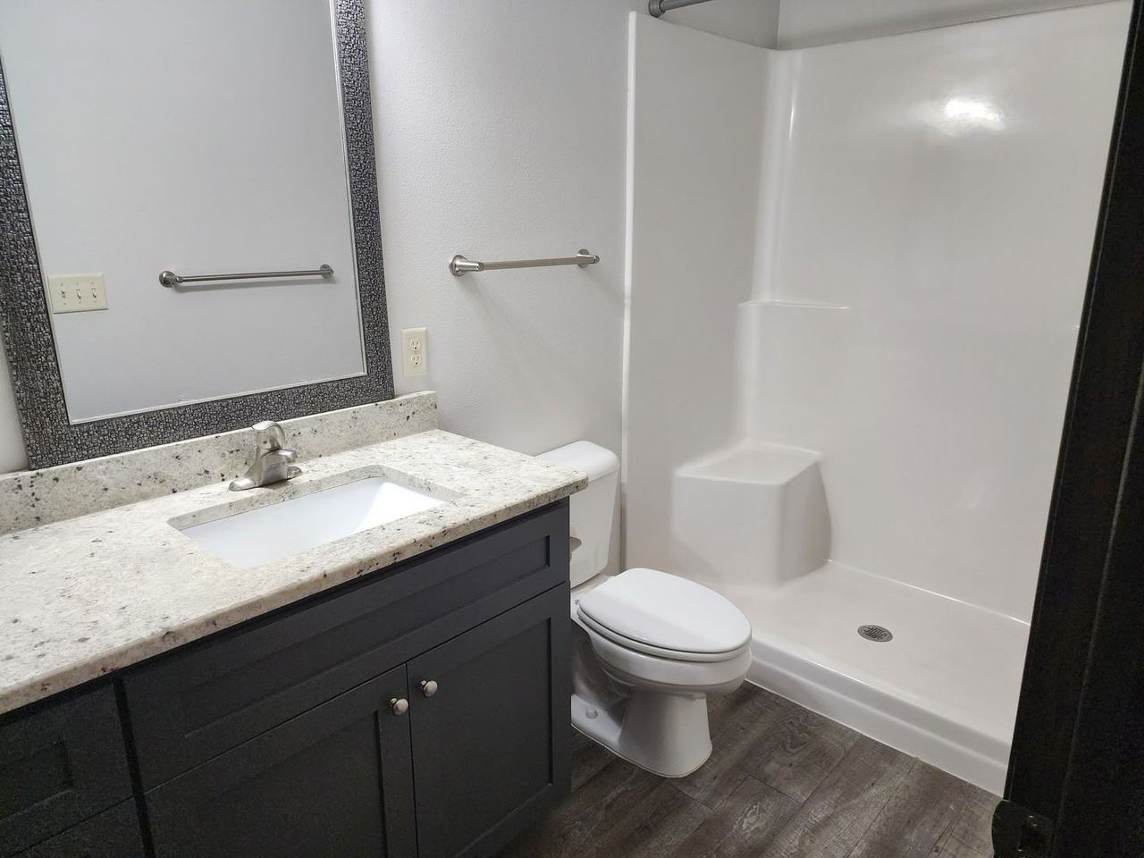 1809 W 39th St - Photo 6 of 16