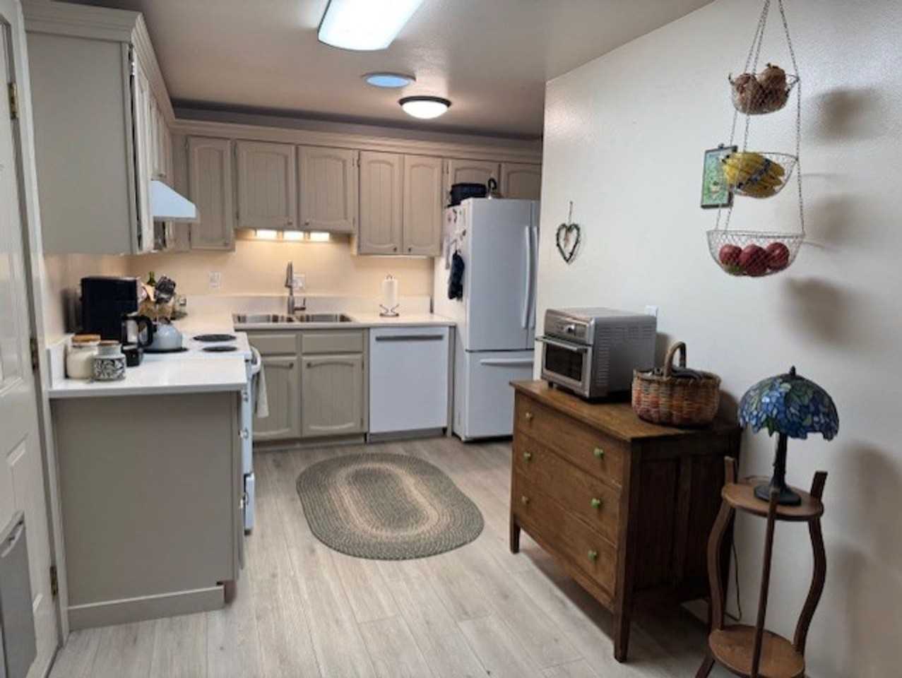 20944 Desert Woods Dr - Photo 4 of 17