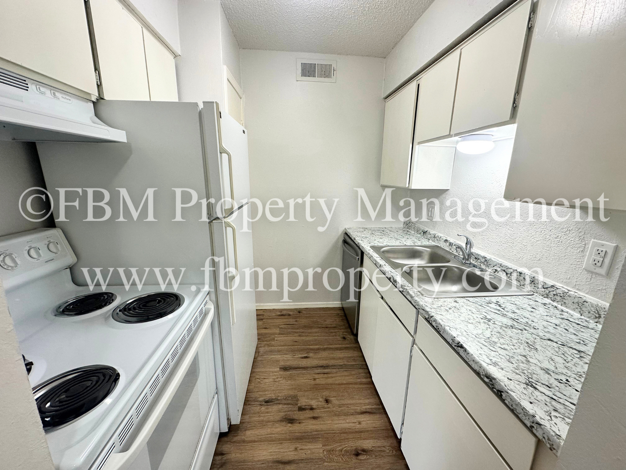 1401 N Clay St #E - Photo 6 of 15