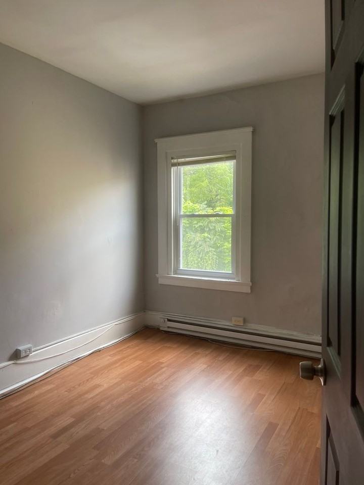 E. 96th Street 4210 - Photo 6 of 7