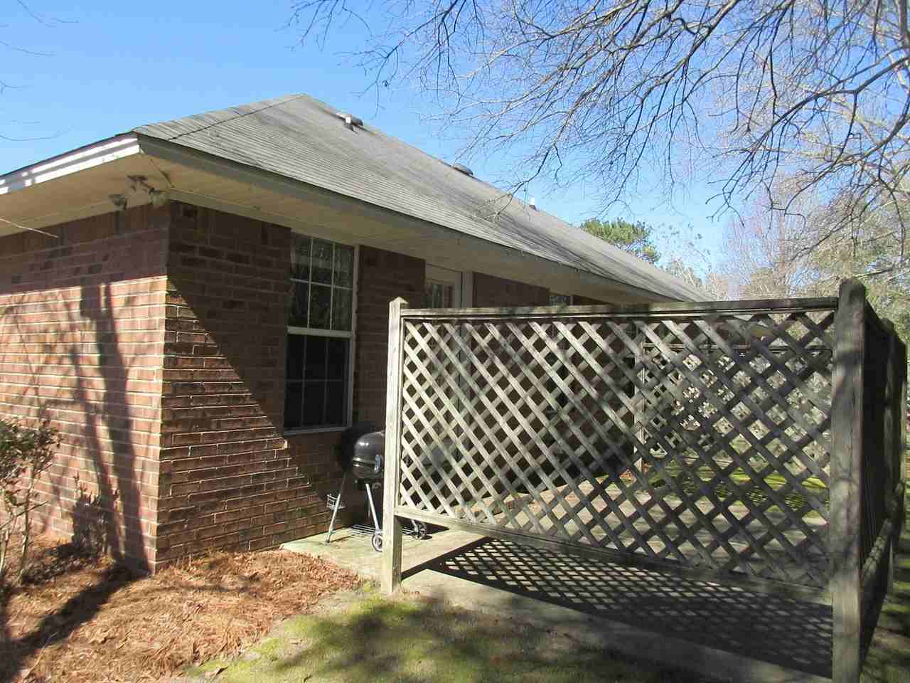 1045 Cutleaf Dr - Photo 4 of 7