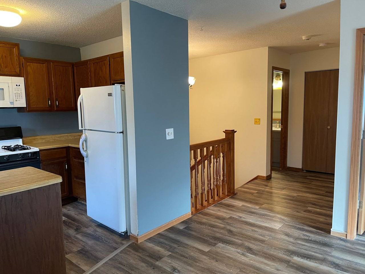 2232 Saint Anthony Ave - Photo 6 of 14