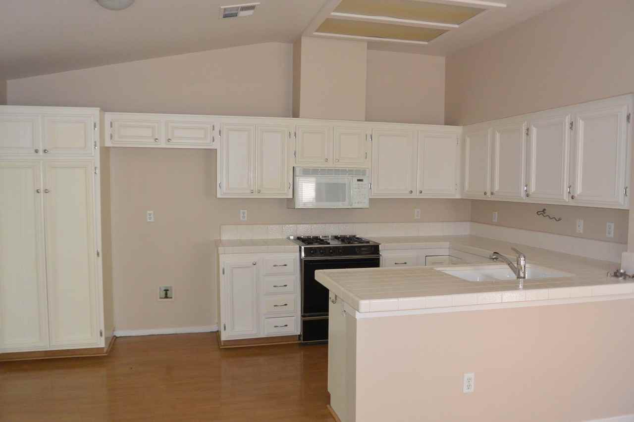 5433 W La Vida Ct - Photo 4 of 12