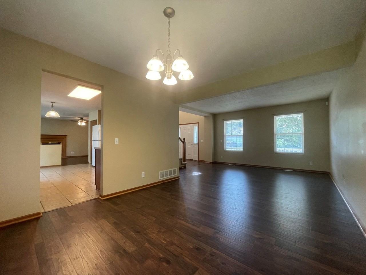 13603 S 26th St - Photo 7 of 26