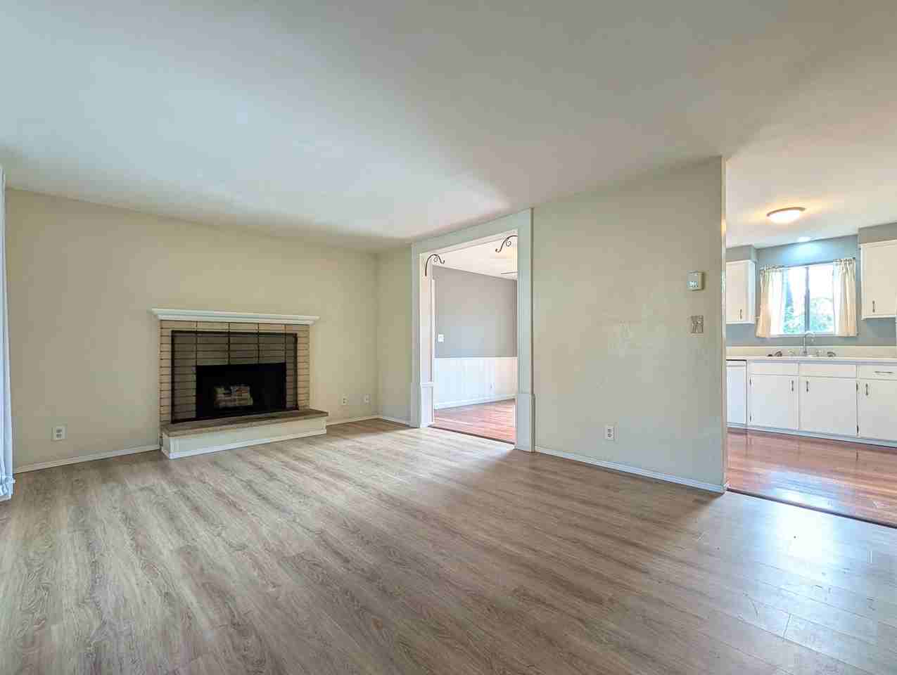 4483 Fox Hollow Rd - Photo 5 of 24