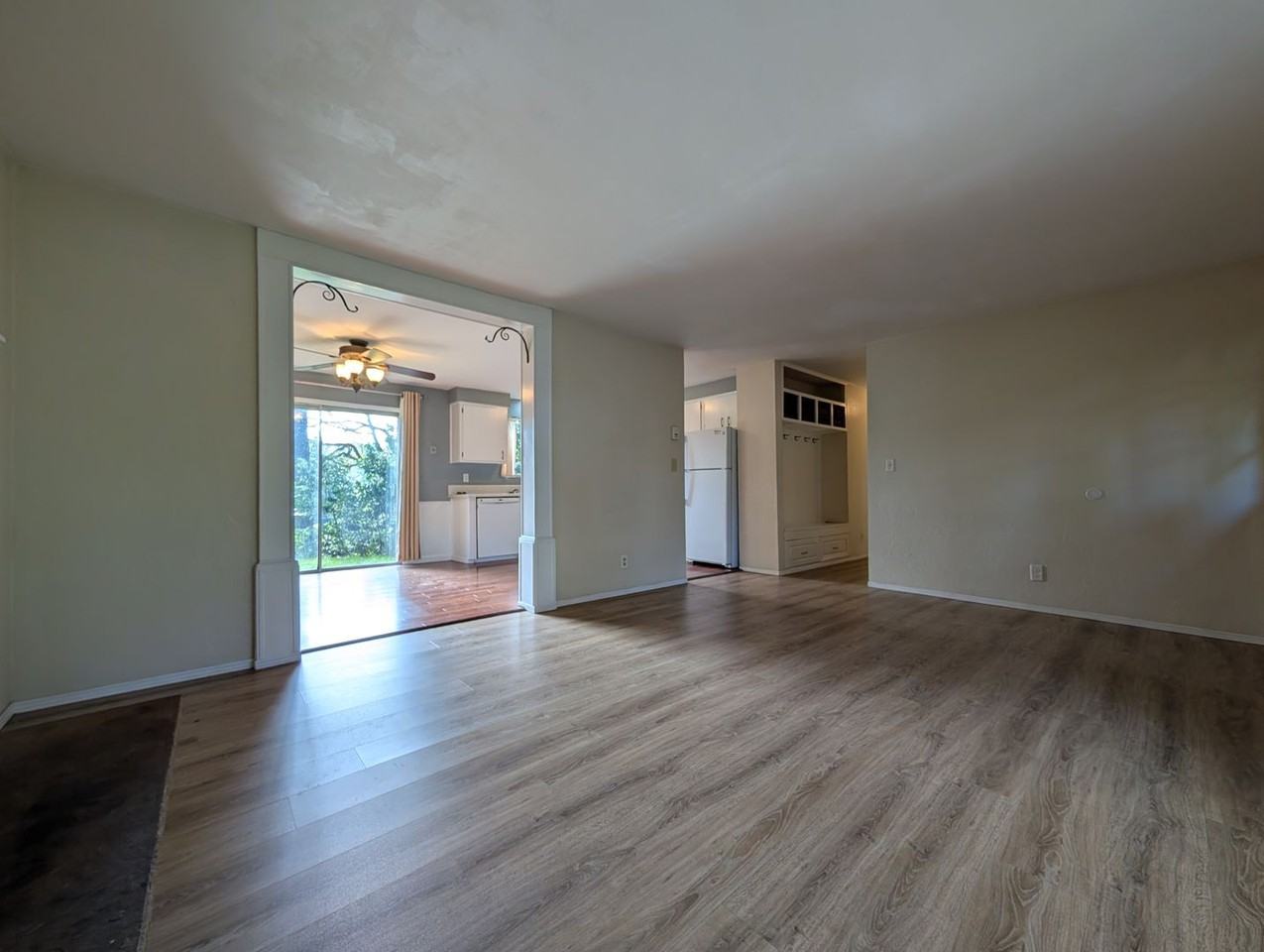 4483 Fox Hollow Rd - Photo 6 of 24