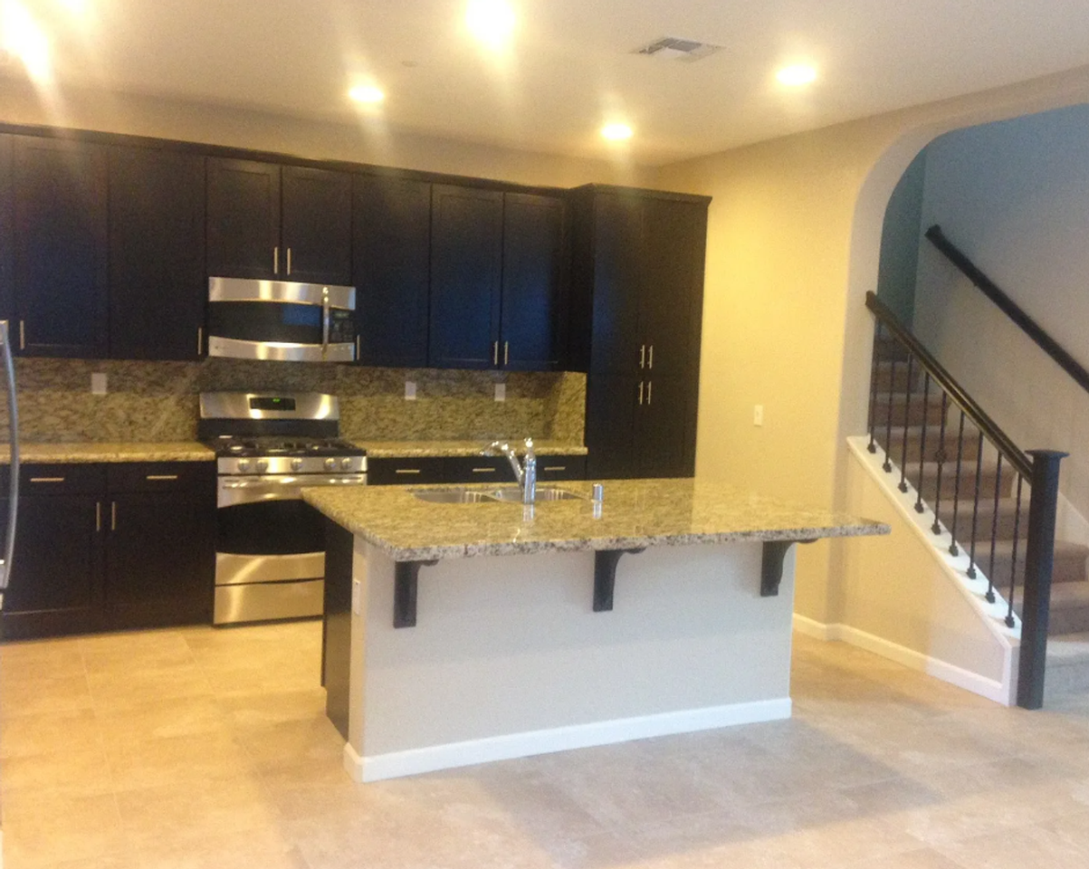 328 W Questa Trl - Photo 2 of 11