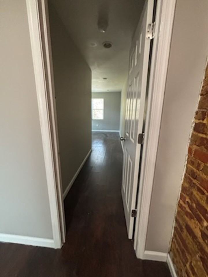 1835 E Monmouth St - Photo 7 of 15